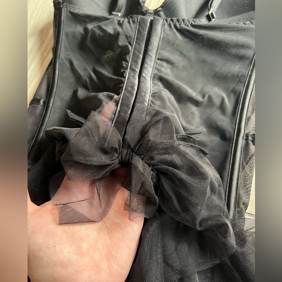 NWOT 🖤 Victoria’s Secret VS Size 34C Boned Mesh Push Up Bustier w/ Garters - Picture 6 of 10